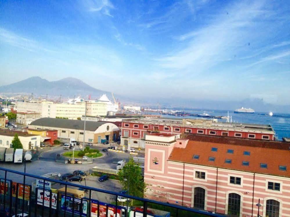 Il Faro Apartment เนเปิลส์ ภายนอก รูปภาพ